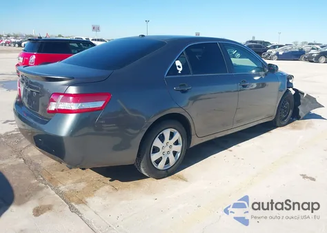 2011 Toyota Camry Le z USA, uszkodzony, nr VIN 4T4BF3EK2BR187757